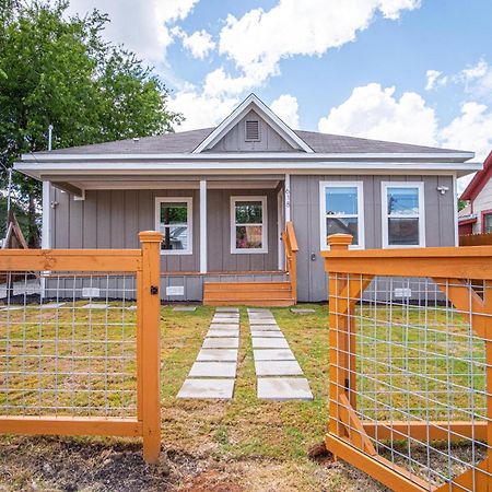 Seize The Moment 4Br3Ba Gem W Downtown Views Villa Сан Антонио Екстериор снимка