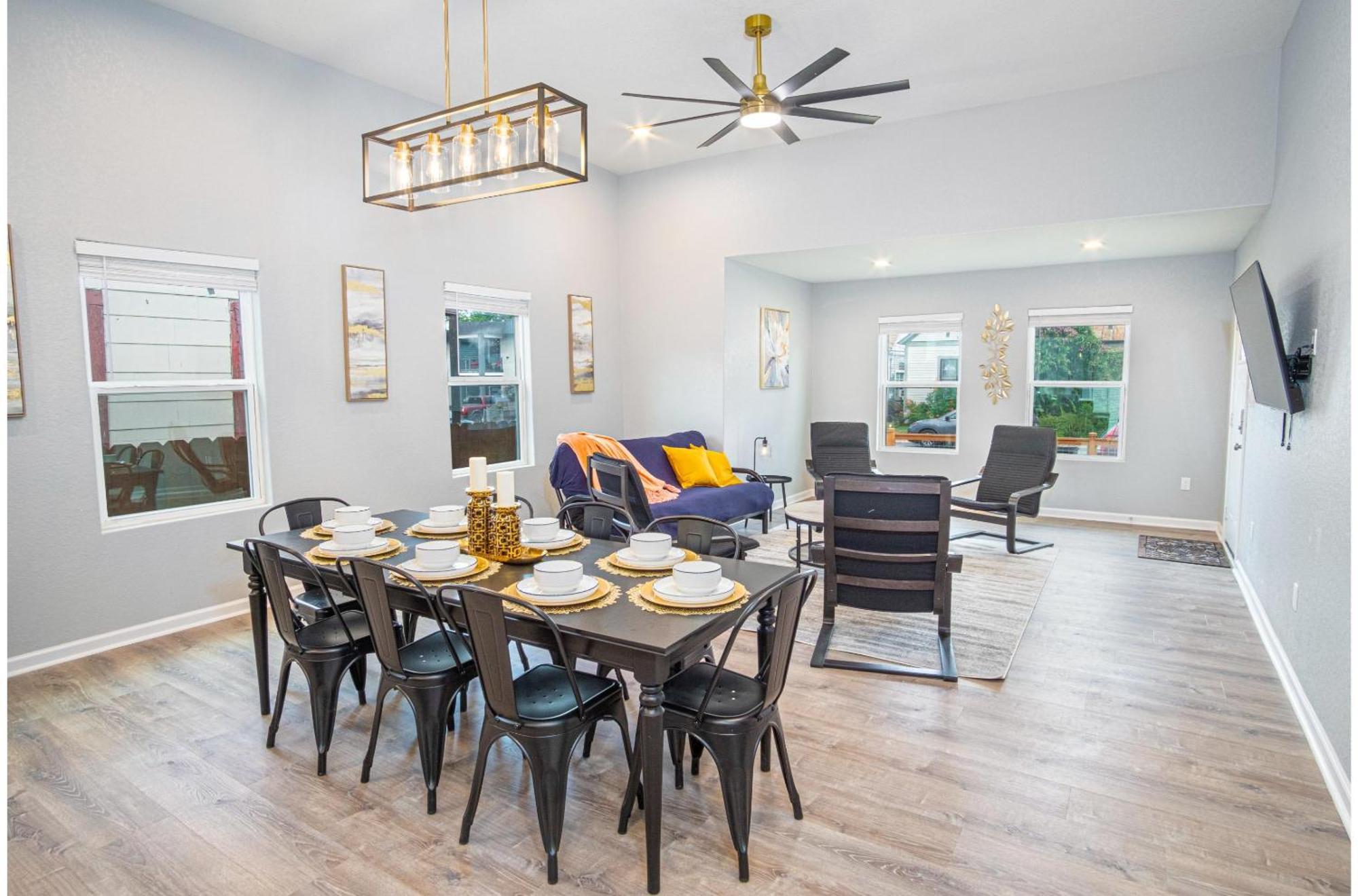 Seize The Moment 4Br3Ba Gem W Downtown Views Villa Сан Антонио Екстериор снимка